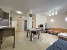 Sofa i Stolik