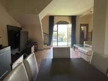salon, stół, krzesła