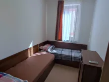sofa, komoda