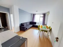 sofa narożna, stolik, krzesła