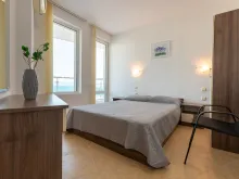 łóżko podwójne