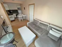 Sofa i Stolik