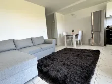 Sofa i lodówka
