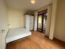 szafa, łóżko