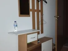 szafka na przedpokój