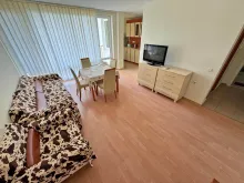 Sofa i fotel w mieszkaniu