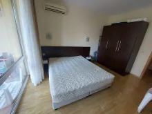 szafa, łóżko