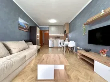 Sofa, Stolik, telewizor