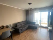 Sofa i Stolik