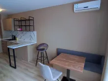 stolik, sofa