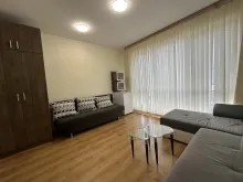 szafa, stolik