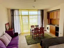 łózko i sofa