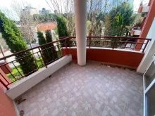 Taras