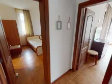 wejście do pokoi
