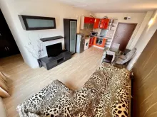 Sofa i telewizor