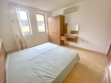 шкаф, кровать