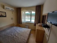 Telewizory i szafa