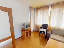 fotel, telewizor