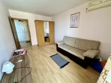 Sofа i Stolik w pokoju dziennym