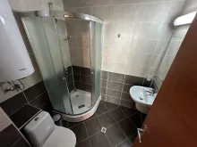 Kabina prysznicowa i umywalka