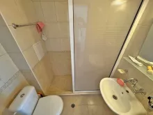Kabina prysznicowa i toaleta