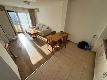 Sofa i stół obiadowy