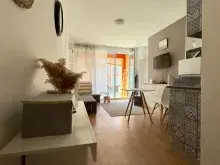 Sofa i Stolik