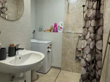 Łazienka z toaletą