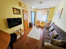 Telewizor i kanapa