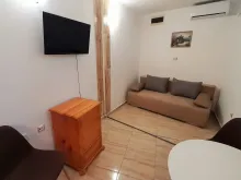 Telewizor i szafka