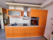 Kuchnia w kolorze pomarańczowym
