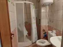 Łazienka z toaletą