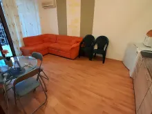 Stół z krzesłami