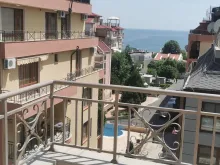 Sprzedaż trzypokojowego mieszkania w kompleksie Siana