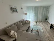 Kanapa w pokoju