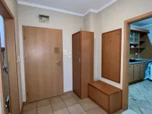 Przedpokój z szafą