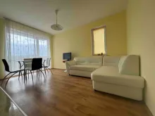 sofa w mieszkaniu