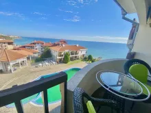 Widok na morze z tarasu apartamentu