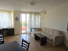 Pokój dzienny z kuchnią