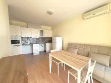 Crown Fort Club | Dwupokojowe mieszkanie: salon, kuchnia
