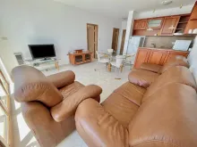 Salon z wyjściem na taras