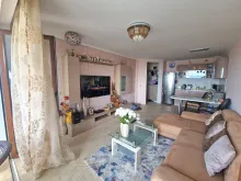 South Coast | Dwupoziomowe mieszkanie: Salon, kuchnia, jadalnia