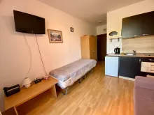 Telewizor na ścianie