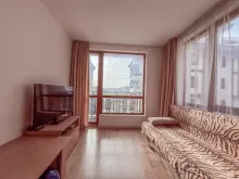 Telewizor i kanapa