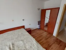 Szafa i łóżko