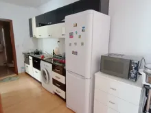 meble kuchenne i lodówka