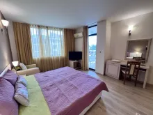 Salon z meblami/ Avalon