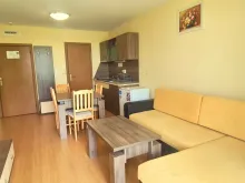 Sofa i stół