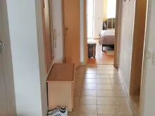Przedpokój z szafą