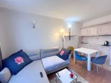 Sofa i stół